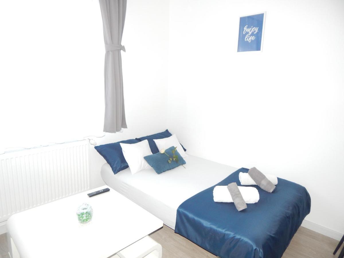 Phoenix Luxury Apartment Oradea Eksteriør bilde