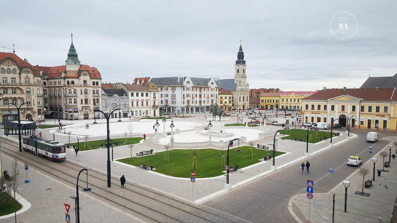 Phoenix Luxury Apartment Oradea Eksteriør bilde